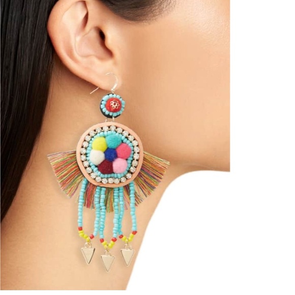 mad jewels Jewelry - MAD JEWELS Fringe Earrings